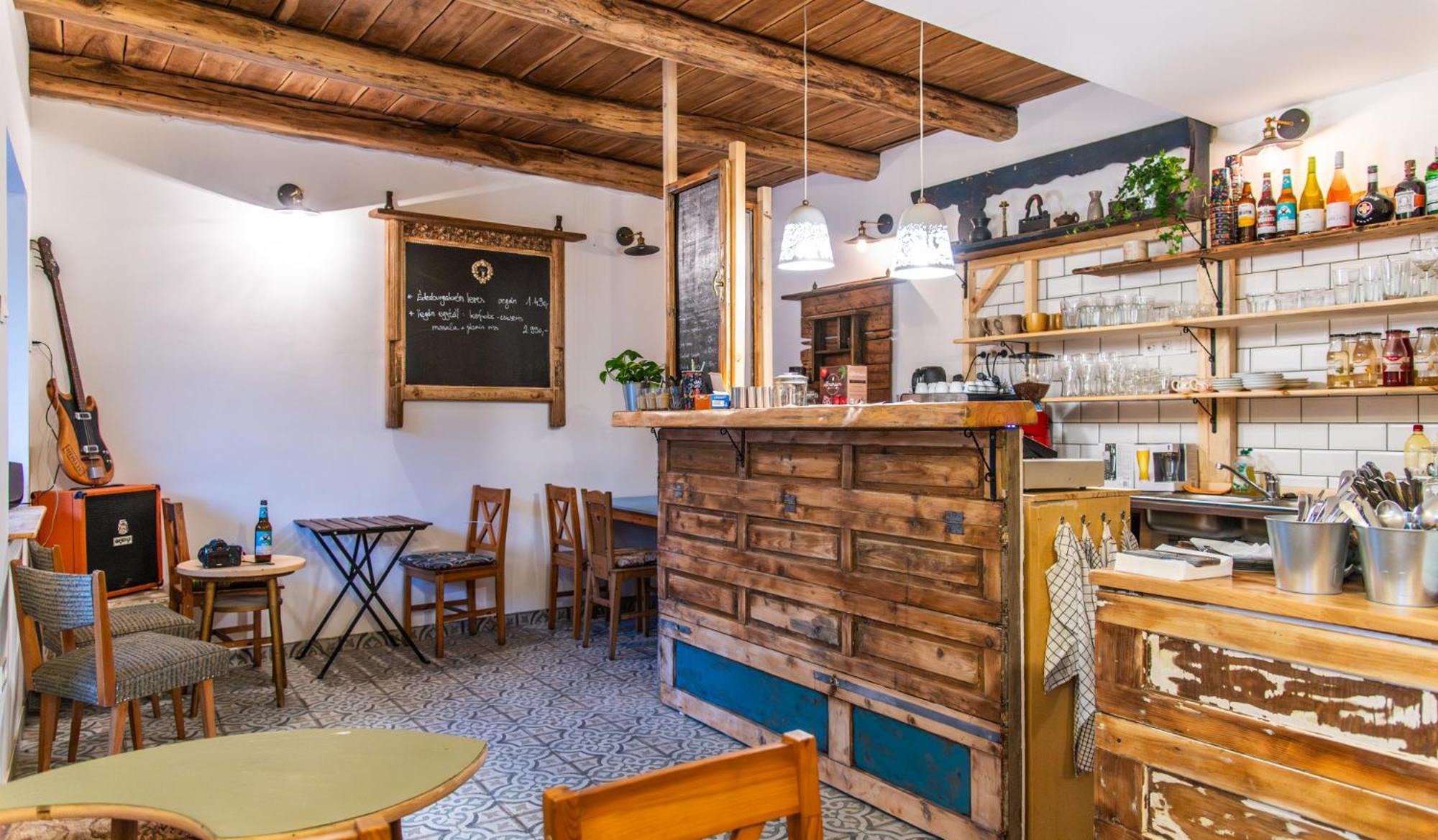 Minifaktura Loft Apartman & Reggelizo Es Etelbar Szokolya Luaran gambar